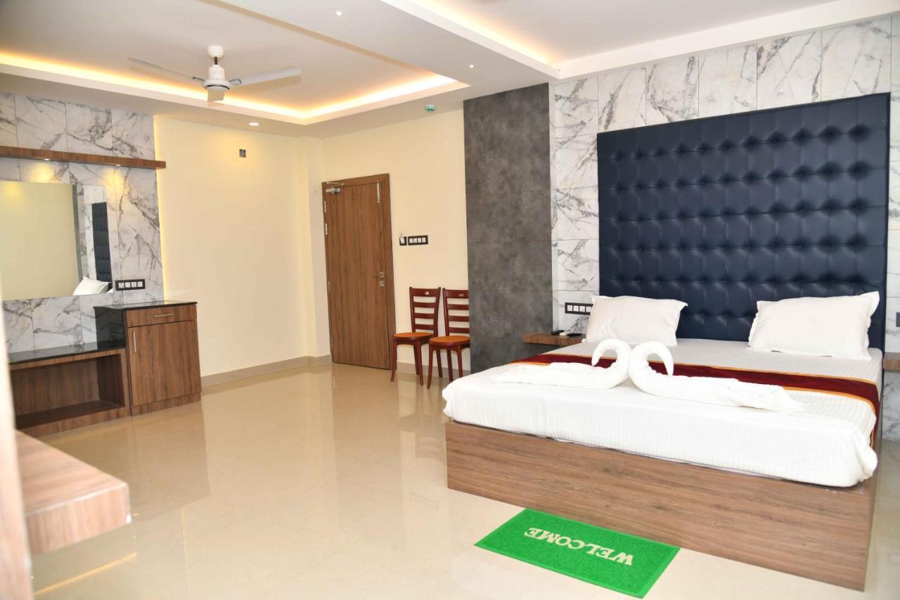 Hotel Lake View Port Blair Exterior photo